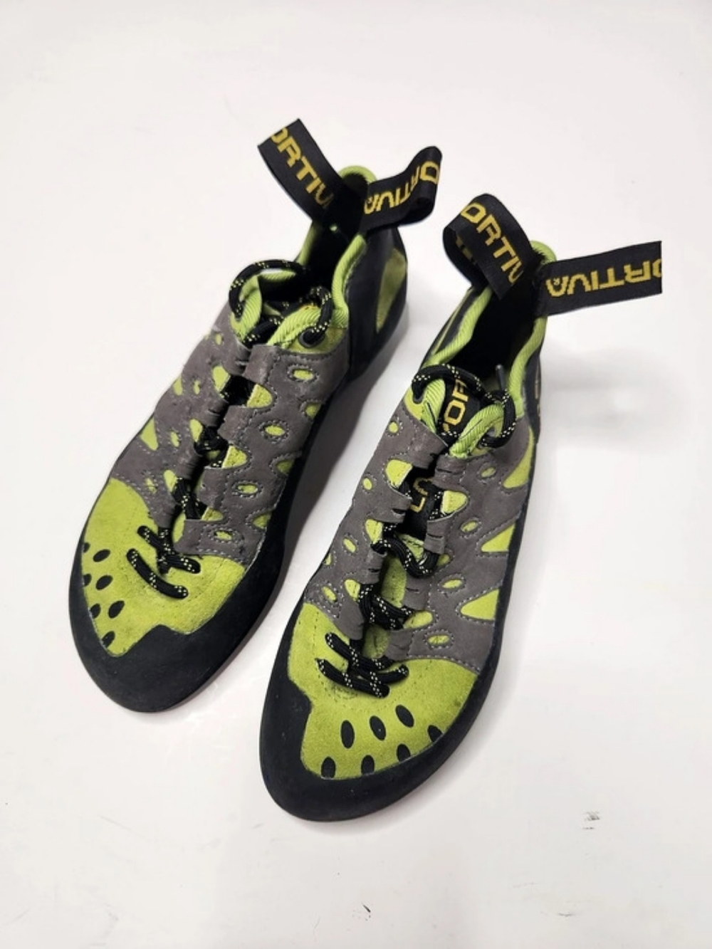 La Sportiva Tarantulace Size EU 39 Climbing Shoes Green Gray - Picture 2 of 7